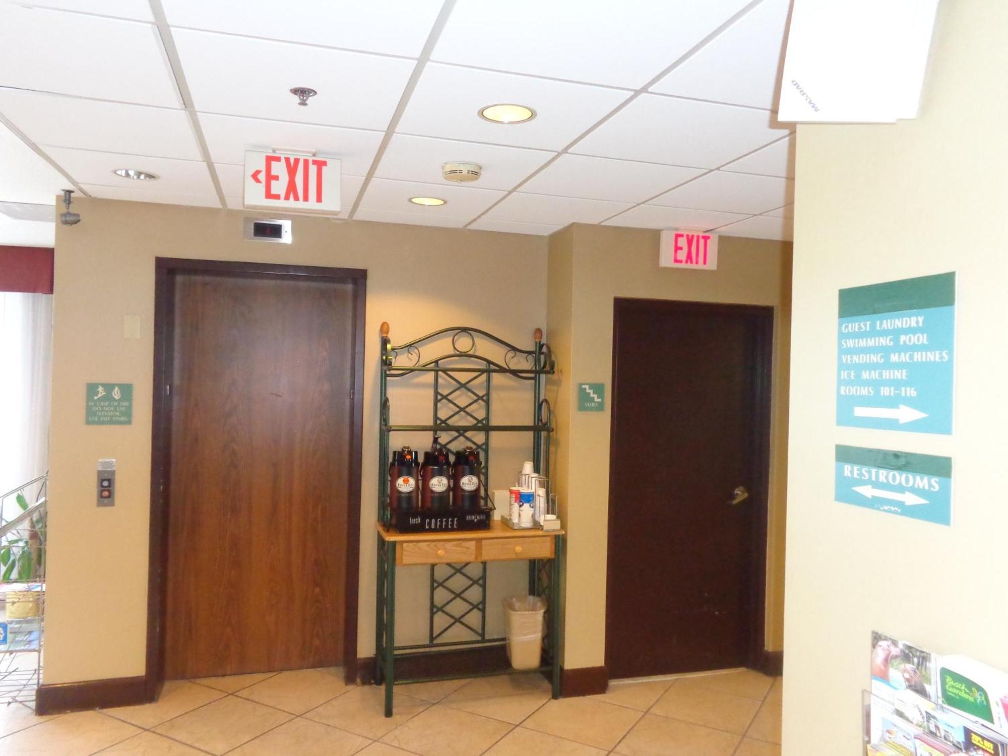 Ruskin Inn Tampa-Sun City Center Экстерьер фото