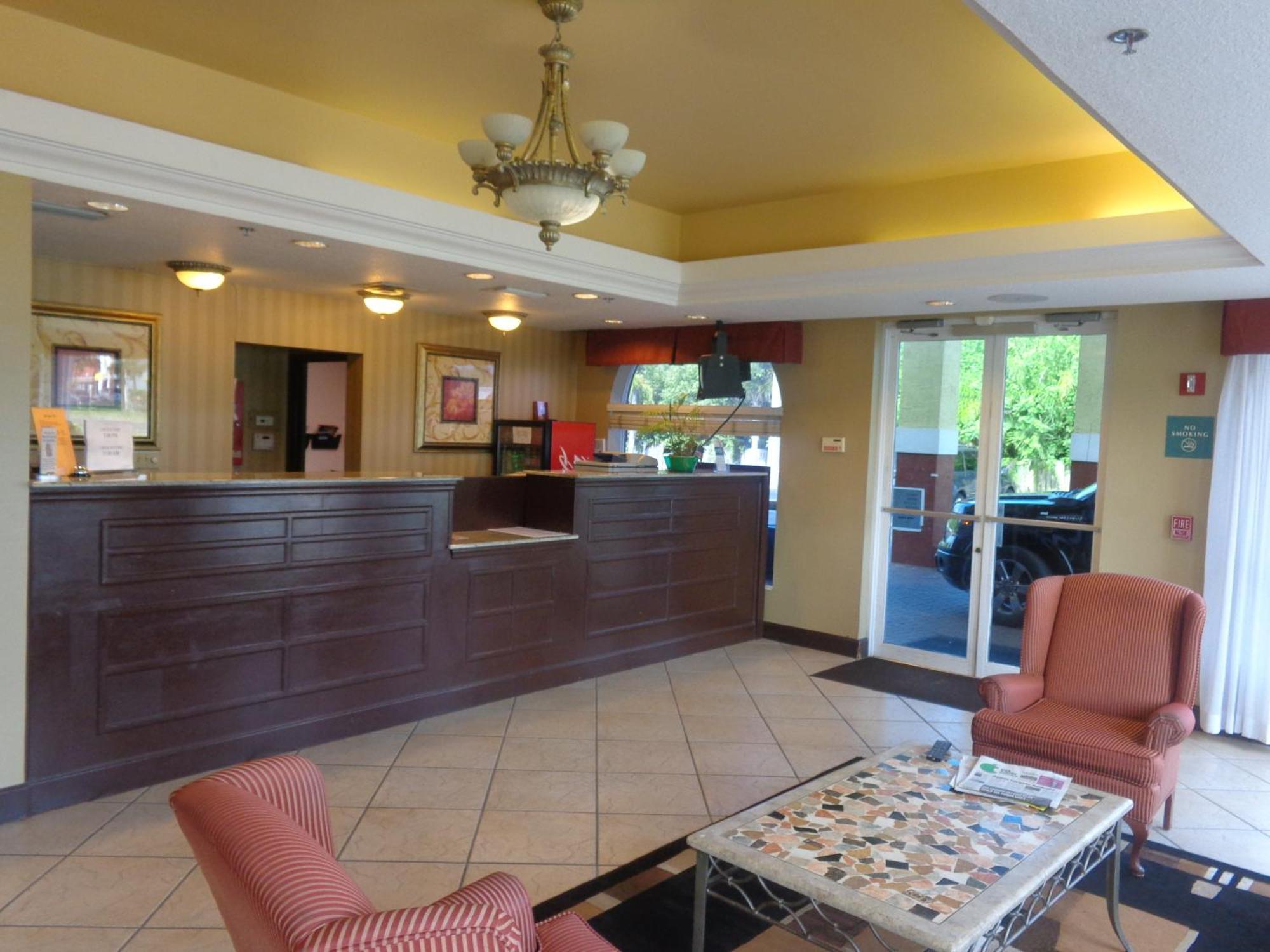 Ruskin Inn Tampa-Sun City Center Экстерьер фото